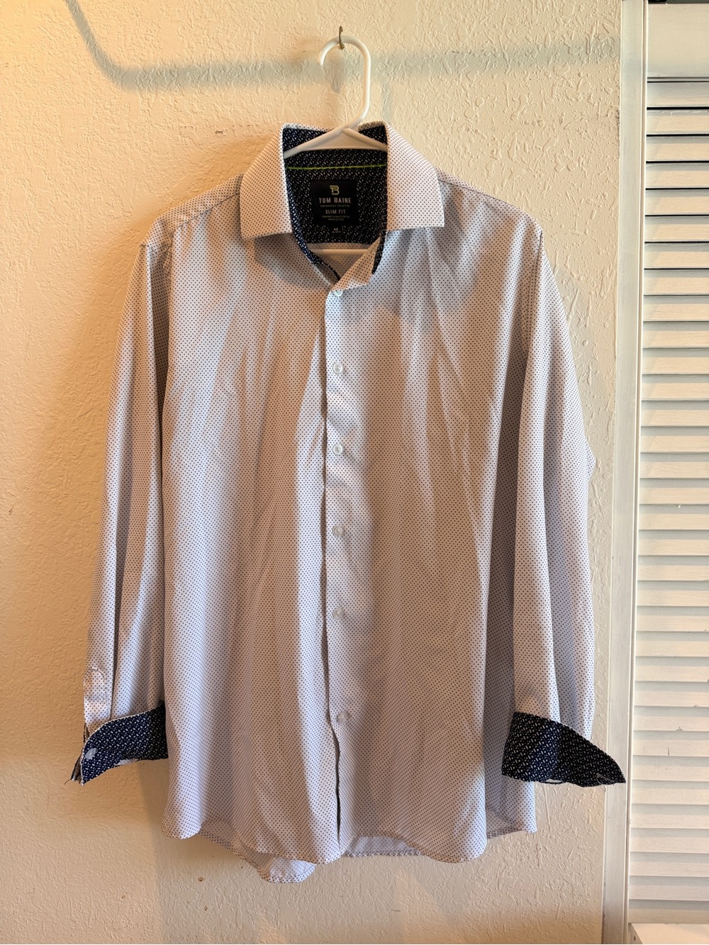 Tom Baine Men's White Micro-Pattern Dress Shirt with Navy Contrast